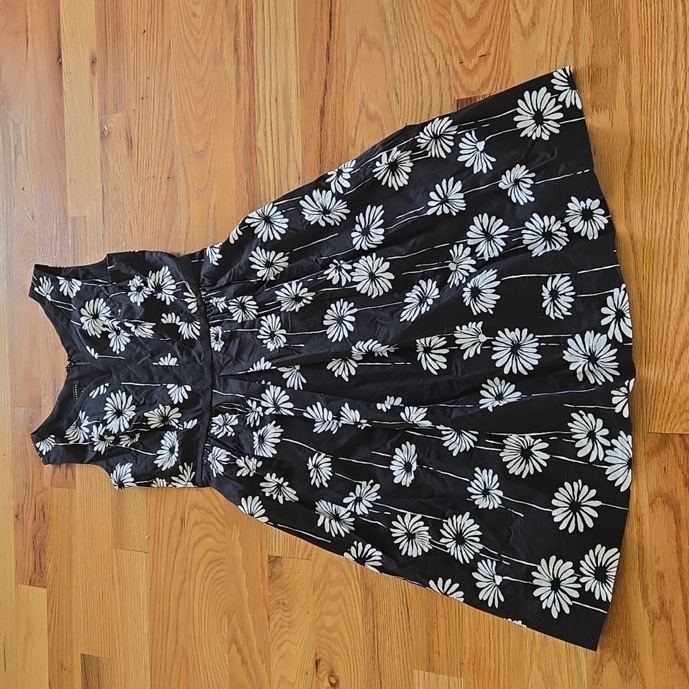 Talbots Black and White Cotton Floral Midi Dress Size 6
